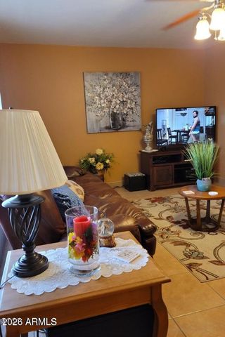 5425 E AKRON Street, Mesa, AZ 85205