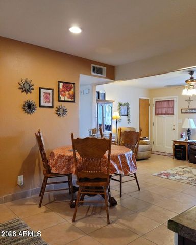 5425 E AKRON Street, Mesa, AZ 85205