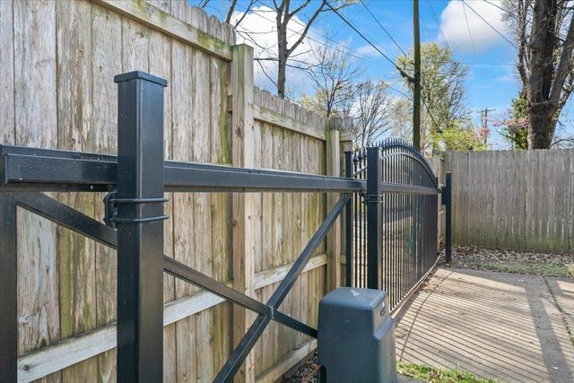 348 N MCNEIL ST, Memphis, TN 38112