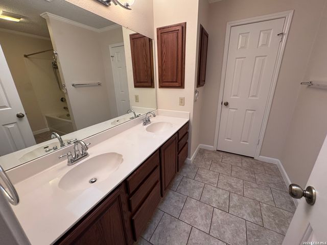 7838 Sandpiper Park, San Antonio, TX 78249