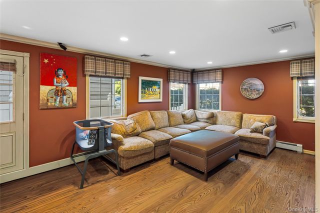 203 Regent Drive, Lido Beach, NY 11561
