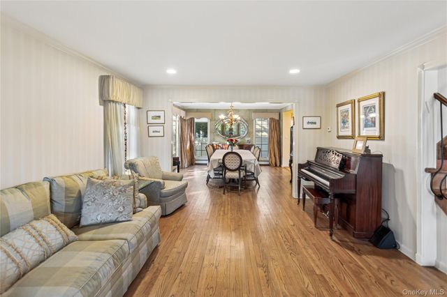 203 Regent Drive, Lido Beach, NY 11561