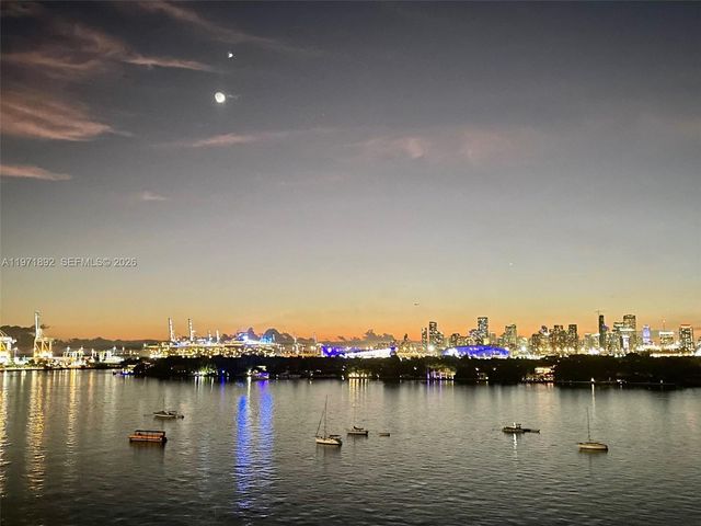 1000 West Ave 914, Miami Beach, FL 33139