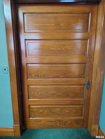 458 W PINE Street, Canton, IL 61520