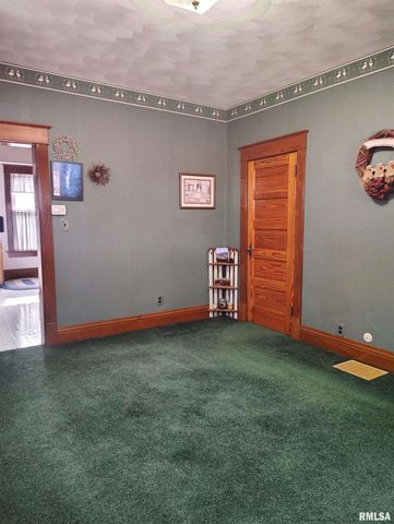 458 W PINE Street, Canton, IL 61520