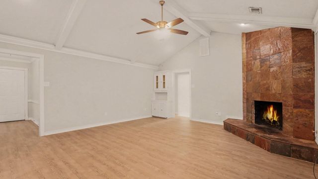 2067 SE Shadow Rock Drive, Houston, TX 77339