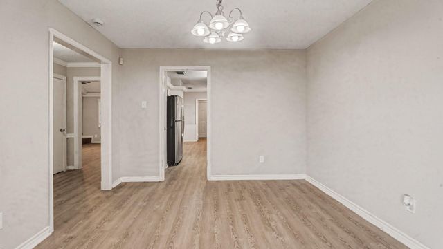 2067 SE Shadow Rock Drive, Houston, TX 77339