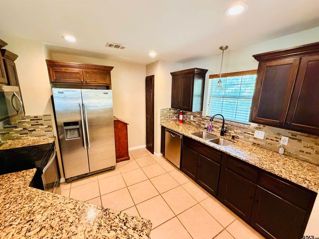 513 Therese Court, Mount Pleasant, TX 75455