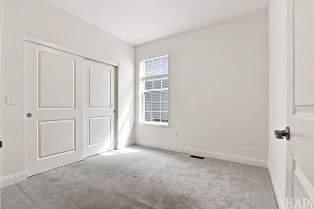 340 Brighton Court, Volo, IL 60020