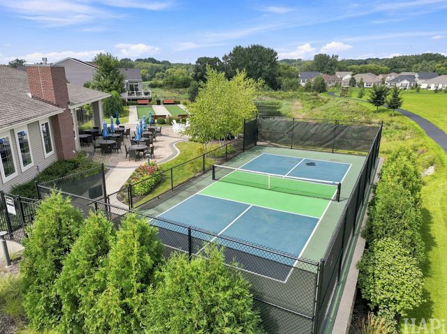 340 Brighton Court, Volo, IL 60020