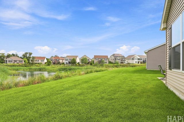 340 Brighton Court, Volo, IL 60020