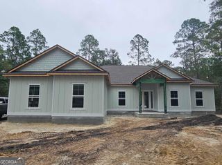 221 Sunset Drive, Woodbine, GA 31569