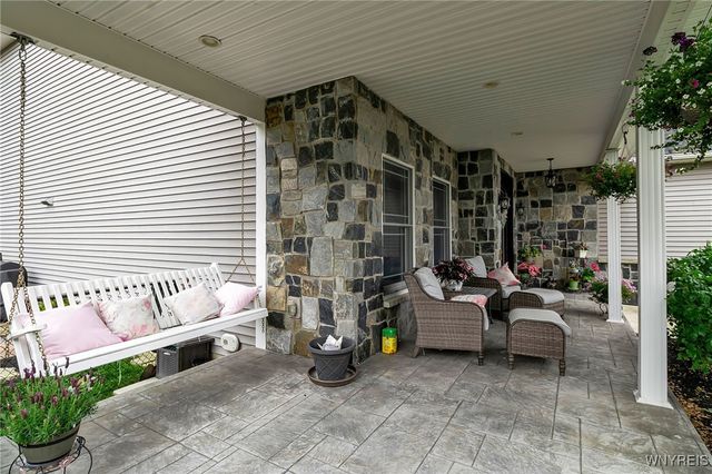 6132 Railroad Street, Clarence, NY 14032