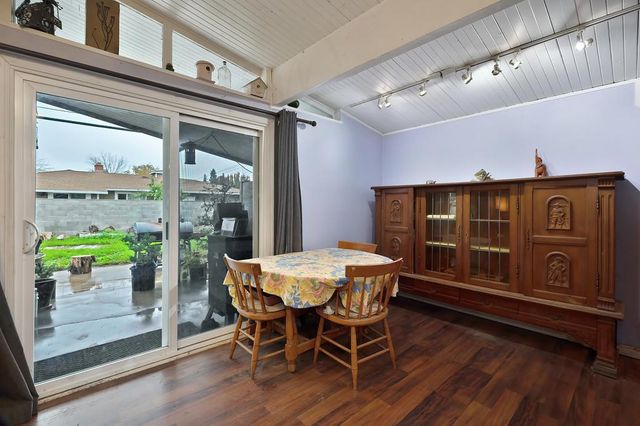 2701 El Caprice Dr, Rancho Cordova, CA 95670