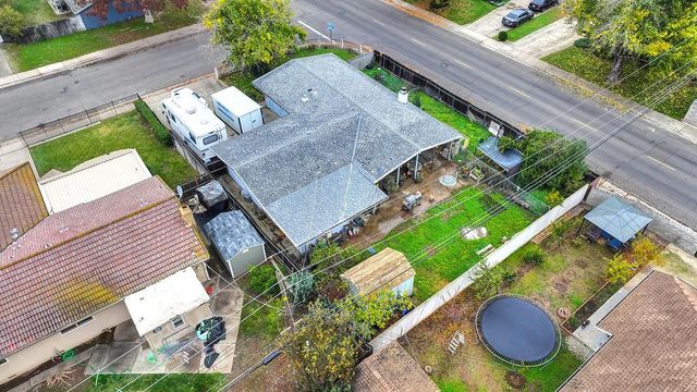 2701 El Caprice Dr, Rancho Cordova, CA 95670