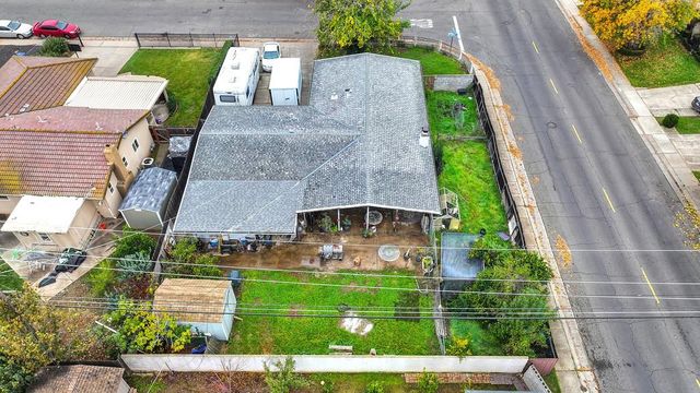 2701 El Caprice Dr, Rancho Cordova, CA 95670