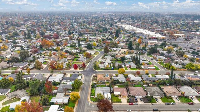 2701 El Caprice Dr, Rancho Cordova, CA 95670