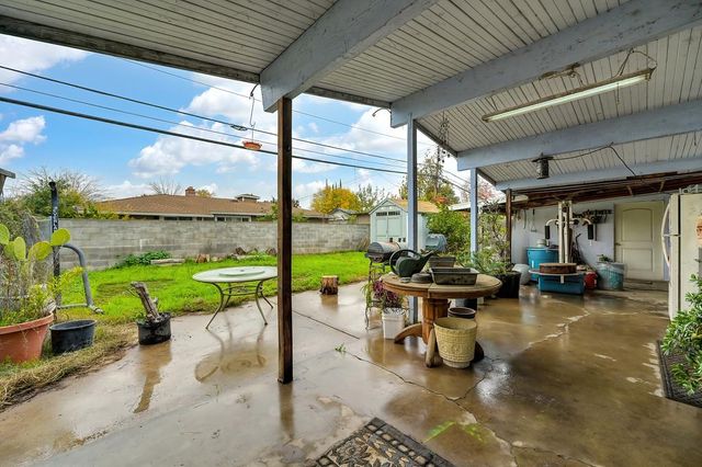 2701 El Caprice Dr, Rancho Cordova, CA 95670