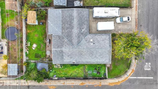 2701 El Caprice Dr, Rancho Cordova, CA 95670