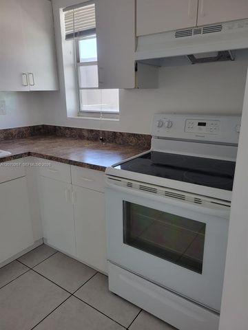 7620 Carlyle Avenue 604, Miami Beach, FL 33141