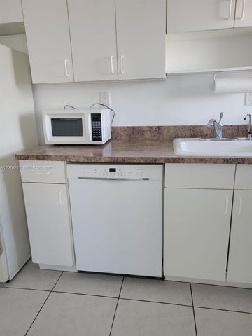7620 Carlyle Avenue 604, Miami Beach, FL 33141