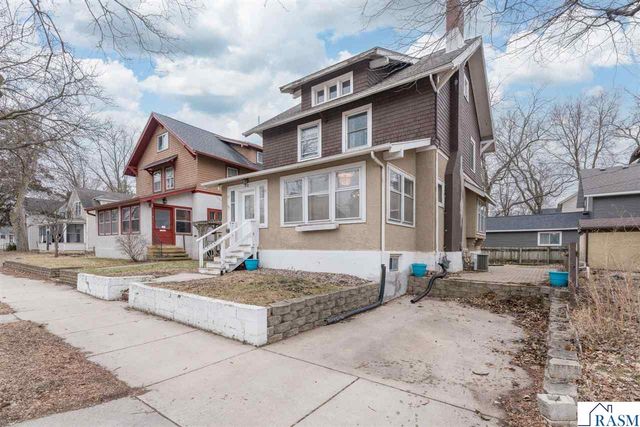 212 Marshall Street, Mankato, MN 56001