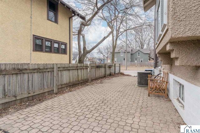 212 Marshall Street, Mankato, MN 56001