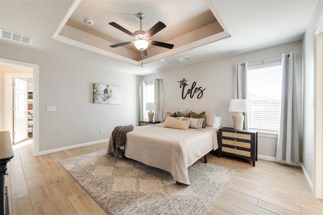 9233 NW 90th Street, Yukon, OK 73099