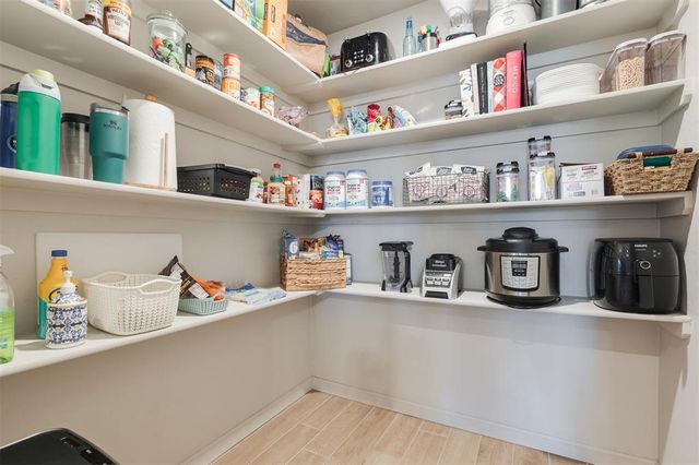 9233 NW 90th Street, Yukon, OK 73099