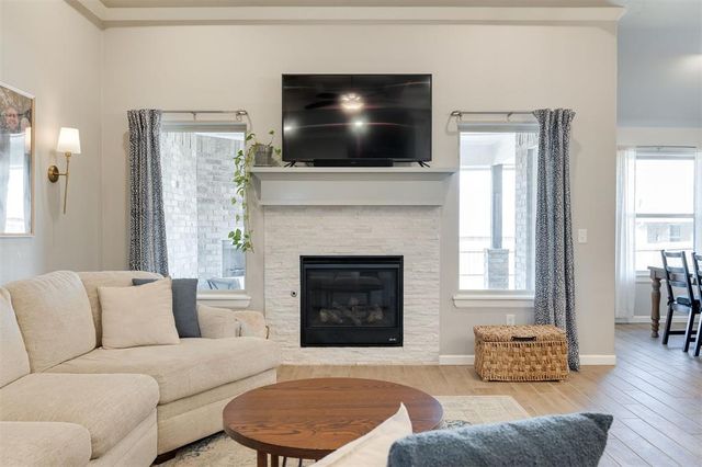 9233 NW 90th Street, Yukon, OK 73099