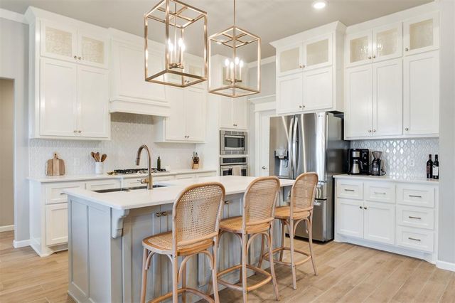 9233 NW 90th Street, Yukon, OK 73099