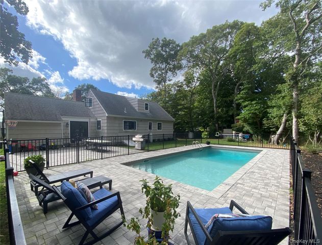 12 Wayne Court, Westhampton, NY 11977