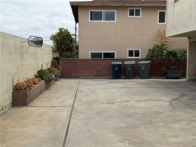 16818 S DALTON Avenue, Gardena, CA 90247