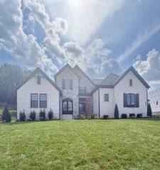 7270 Murrel Dr, Franklin, TN 37064