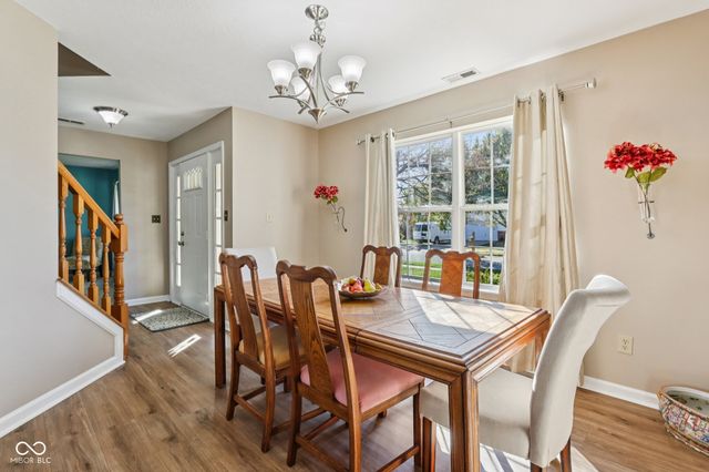 9887 Cranberry Circle, Fishers, IN 46038