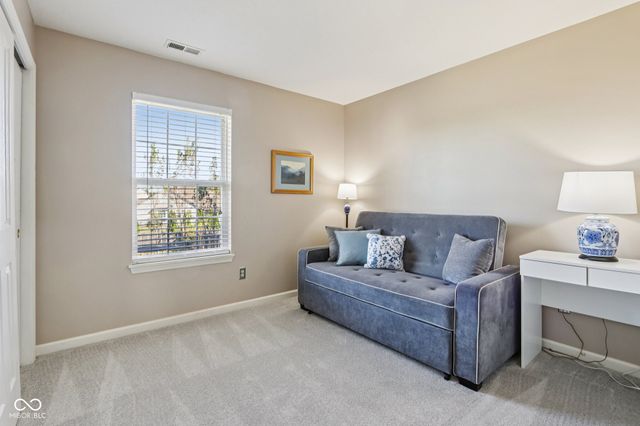 9887 Cranberry Circle, Fishers, IN 46038