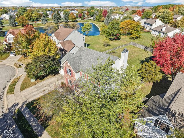 9887 Cranberry Circle, Fishers, IN 46038