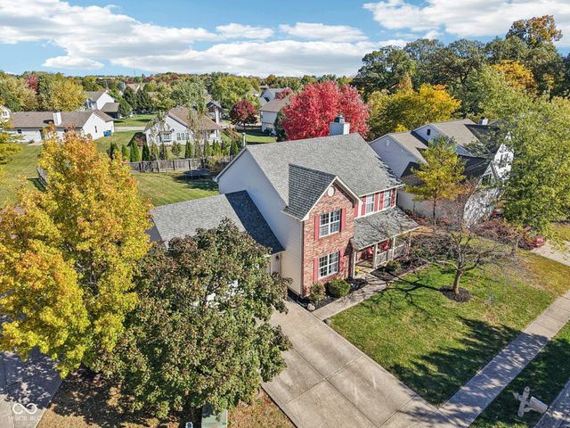 9887 Cranberry Circle, Fishers, IN 46038