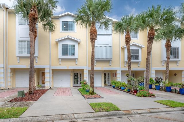 120 BRENT CIRCLE, Oldsmar, FL 34677