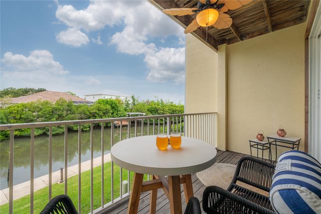 120 BRENT CIRCLE, Oldsmar, FL 34677