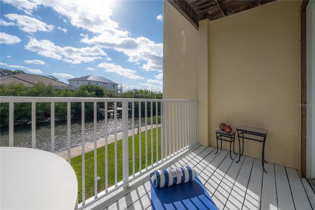 120 BRENT CIRCLE, Oldsmar, FL 34677