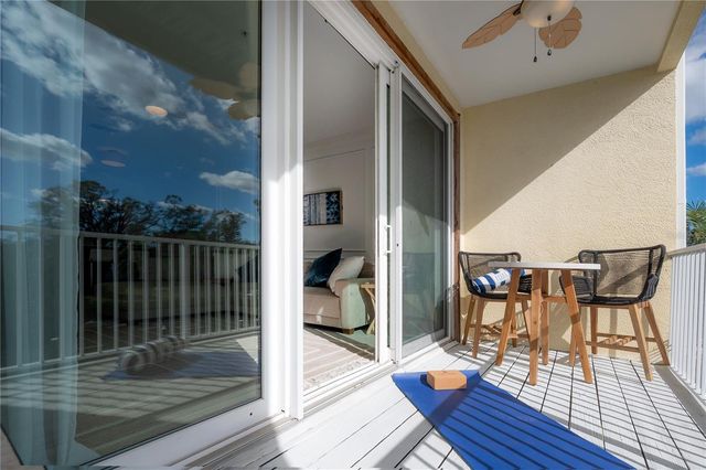 120 BRENT CIRCLE, Oldsmar, FL 34677