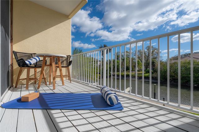 120 BRENT CIRCLE, Oldsmar, FL 34677