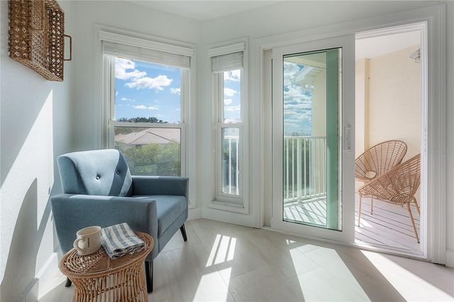 120 BRENT CIRCLE, Oldsmar, FL 34677