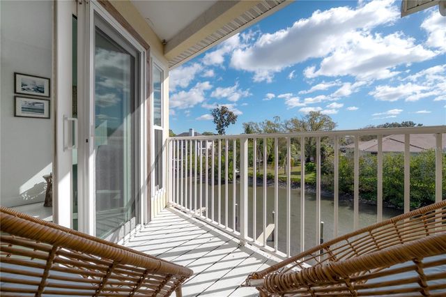 120 BRENT CIRCLE, Oldsmar, FL 34677