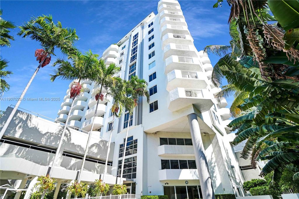 1621 BAY RD 604, Miami Beach, FL 33139