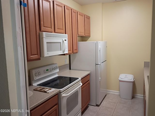 7801 POINT MEADOWS Drive 1407, Jacksonville, FL 32256