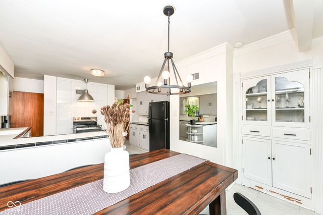 1607 Broad Ripple Avenue, Indianapolis, IN 46220