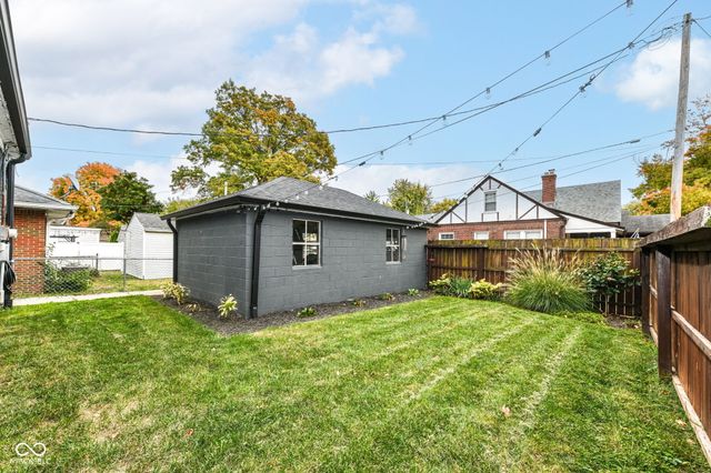 1607 Broad Ripple Avenue, Indianapolis, IN 46220