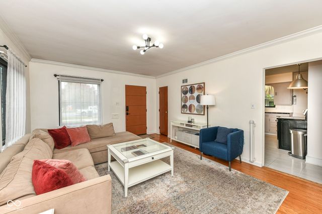 1607 Broad Ripple Avenue, Indianapolis, IN 46220